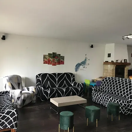 Grand Gite Avec Piscine, Cheminee Et Terrasse Pres De Luneville, Ideal Pour Familles Et Groupes - Fr-1-584-84 Athienville Buitenkant foto