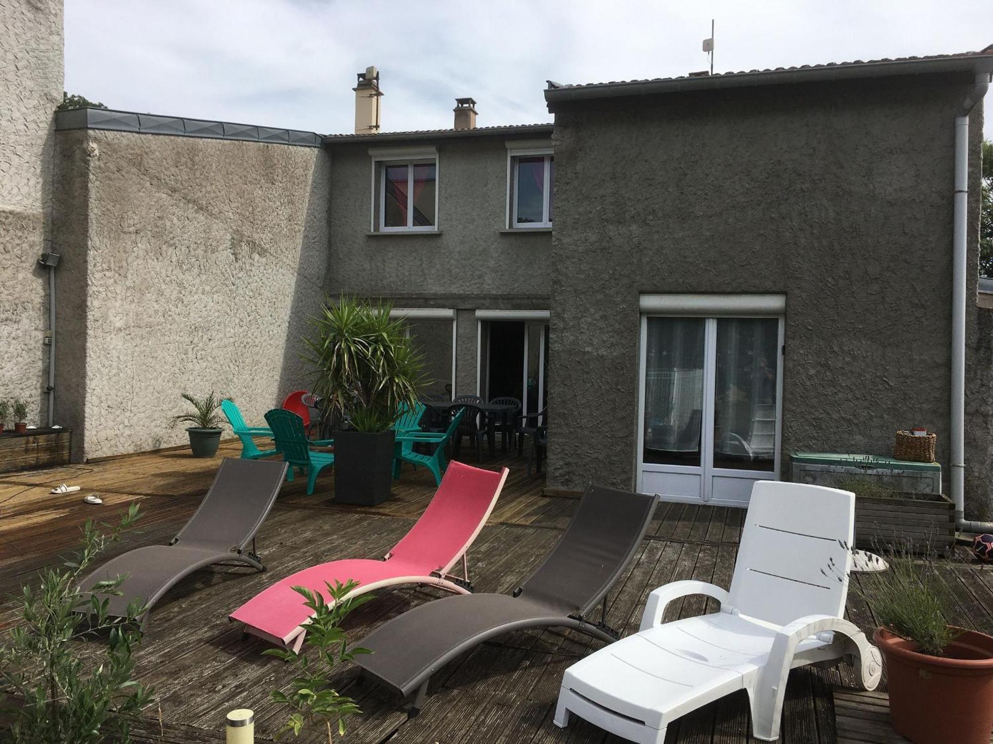 Grand Avec Piscine, Cheminee Et Terrasse Pres De Luneville, Ideal Pour Familles Et Groupes - Fr-1-584-84 *