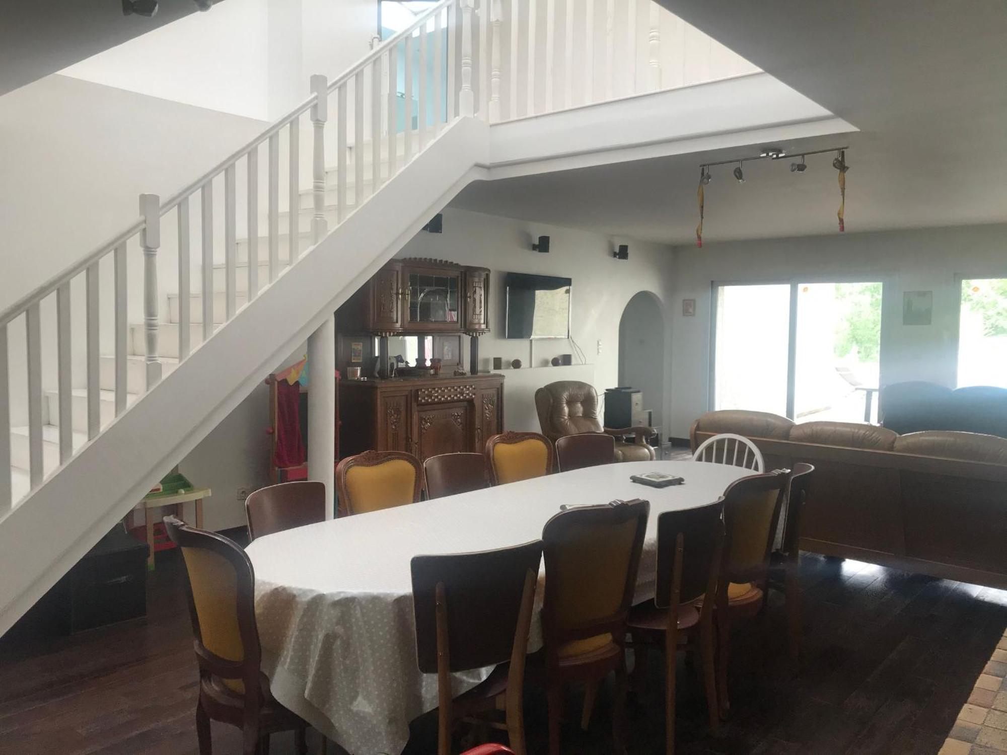 Grand Avec Piscine, Cheminee Et Terrasse Pres De Luneville, Ideal Pour Familles Et Groupes - Fr-1-584-84 * Athienville